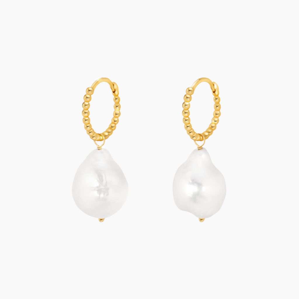 Baroque pearl earrings with huggies hoops