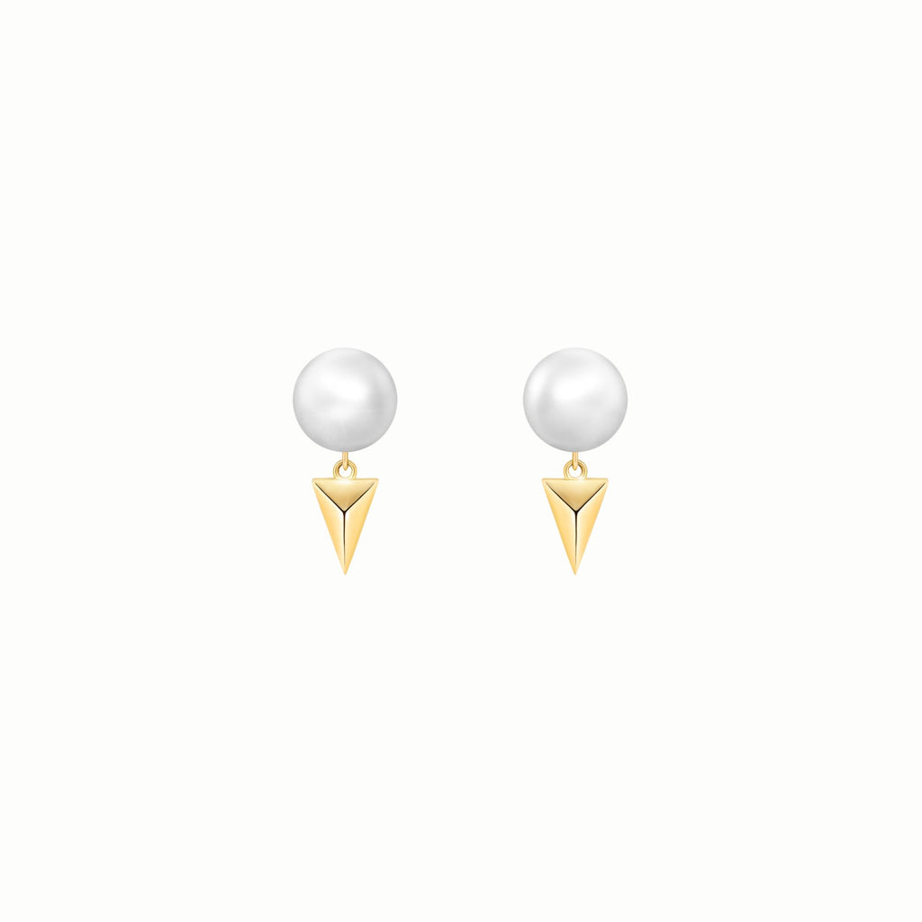 solid gold pearl earring Louise collection by Misia Mae